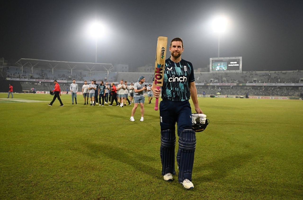 A triumphant Dawid Malan walks back, Bangladesh vs England, 1st ODI, Mirpur, March 1, 2023