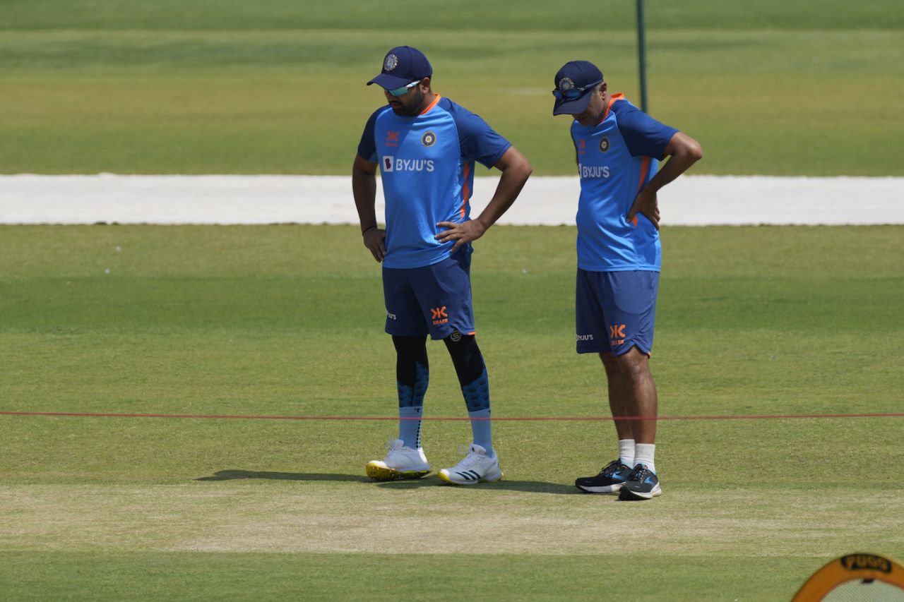 Rohit Sharma and Rahul Dravid have a look at the pitch, Ahmedabad, March 8, 2023