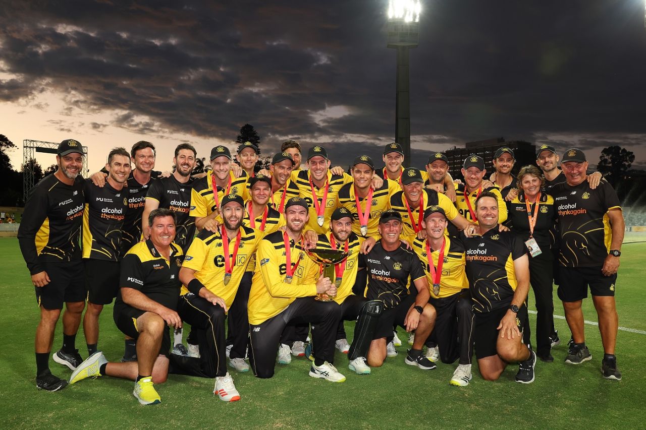 Western Australia pose after the Marsh Cup win, Western Australia vs South Australia, Marsh Cup, Final, WACA Ground, March 8, 2023