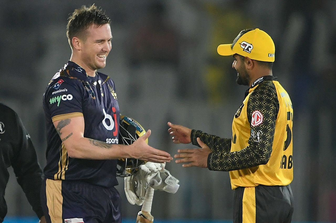 Babar Azam congratulates Jason Roy after the match, Peshawar Zalmi vs Quetta Gladiators, Rawalpindi, PSL, March 8, 2023
