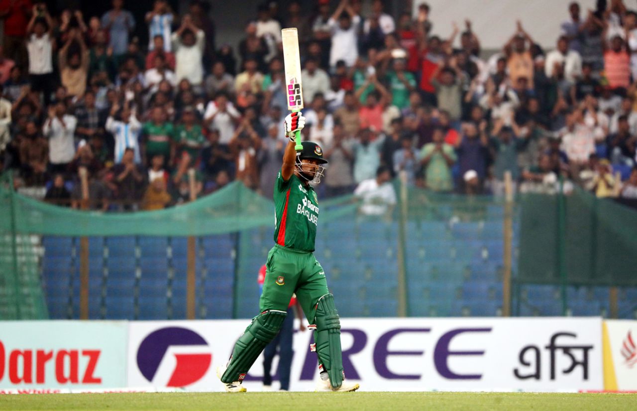 Najmul Hossain Shanto acknowledges his half-century, Bangladesh vs England, 1st T20I, Chattogram, March 9, 2023