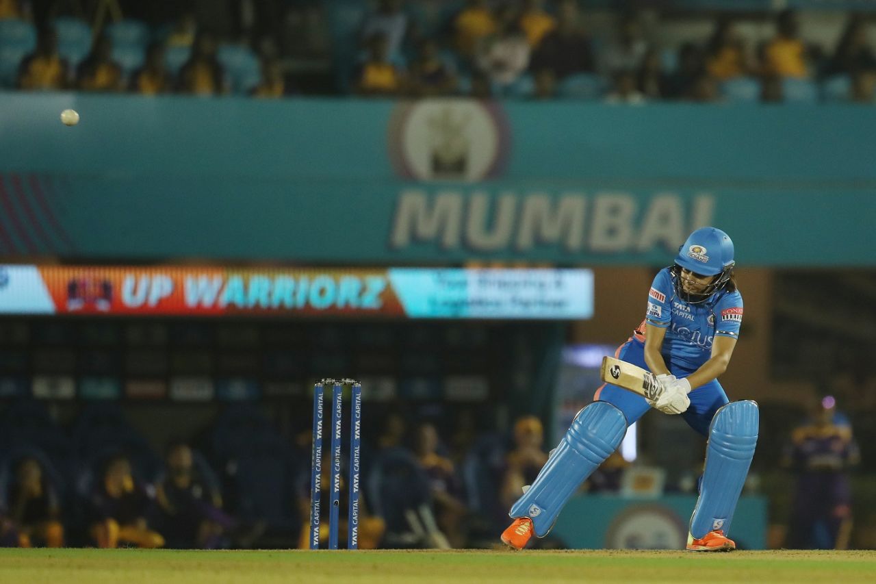 Yastika Bhatia scoops it behind, UP Warriorz vs Mumbai Indians, WPL, Mumbai, March 12, 2023