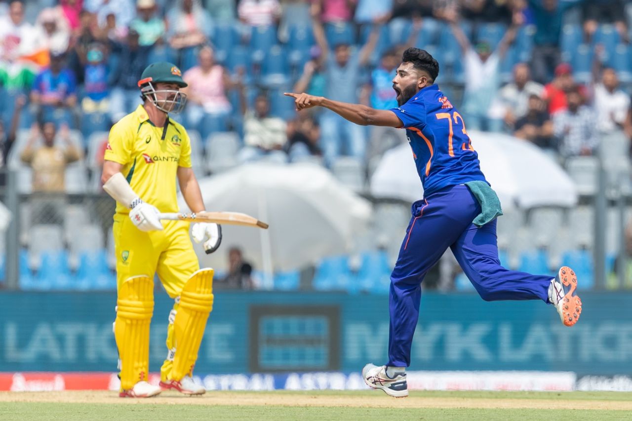 Mohammed Siraj bowled Travis Head, India vs Australia, 1st ODI, Mumbai, March 17, 2023