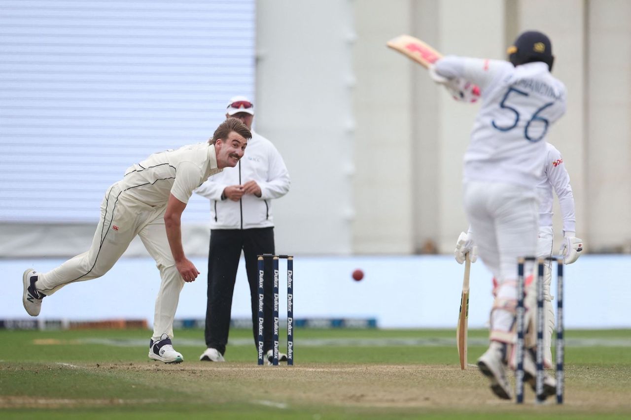 Dinesh Chandimal negotiates against a Blair Tickner bouncer, New Zealand vs Sri Lanka, 2nd Test, 4th day, Wellington, March 20, 2023