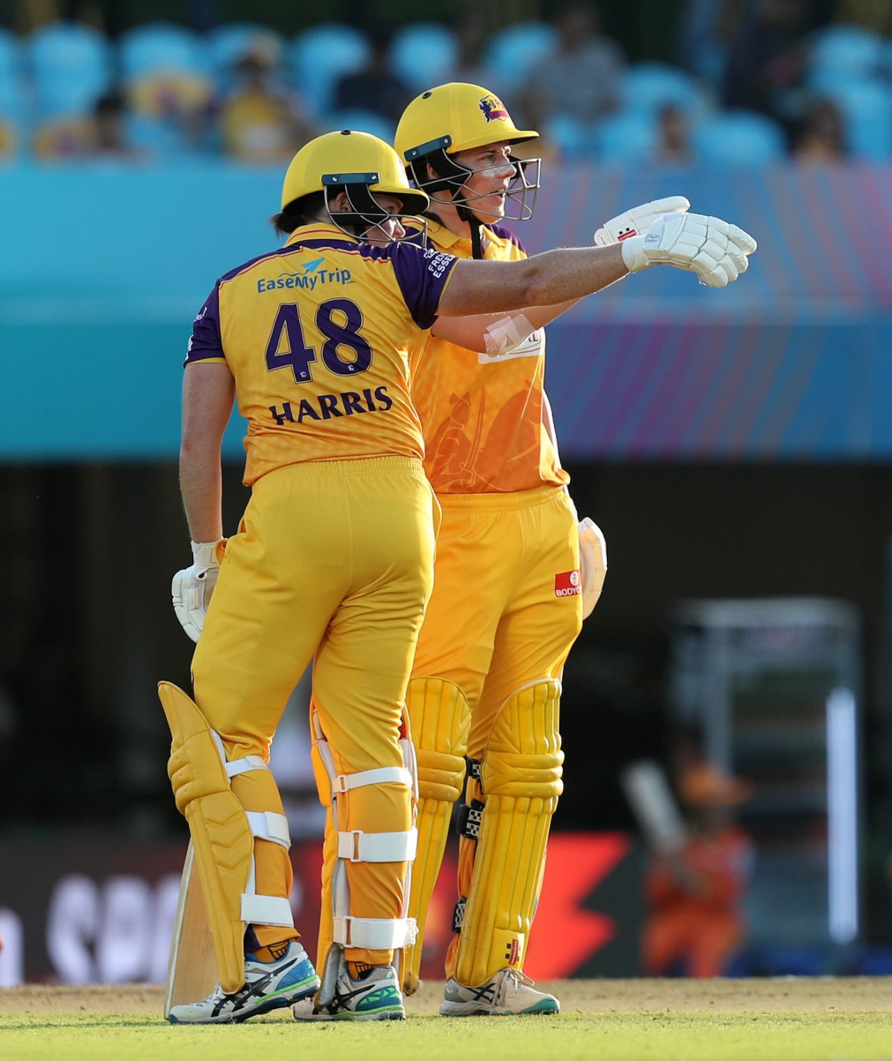 Grace Harris and Tahlia McGrath survey the field during their stand, Gujarat Giants vs UP Warriorz, WPL 2023, Mumbai, March 20, 2023