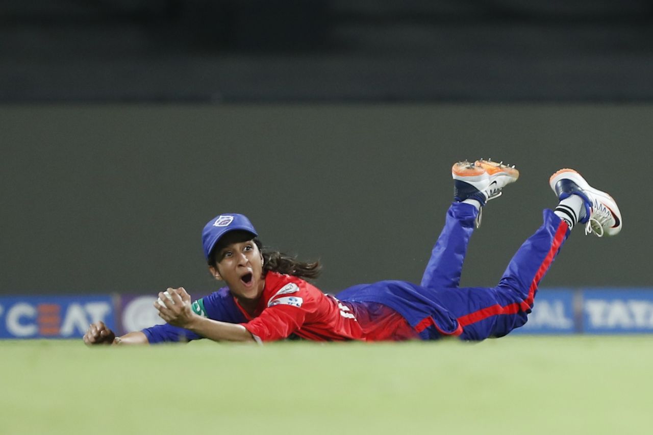 Jemimah Rodrigues took a superb diving catch to dismiss Hayley Matthews, Mumbai Indians vs Delhi Capitals, WPL 2023, Navi Mumbai, March 20, 2023