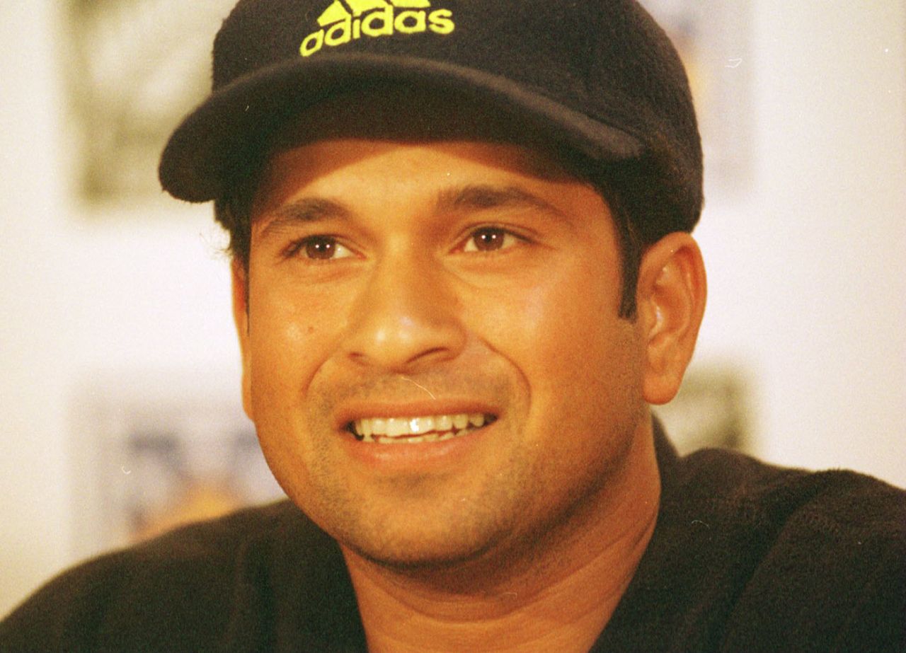 Sachin Tendulkar smiles during a press conference in Dunedin, December 19, 1998