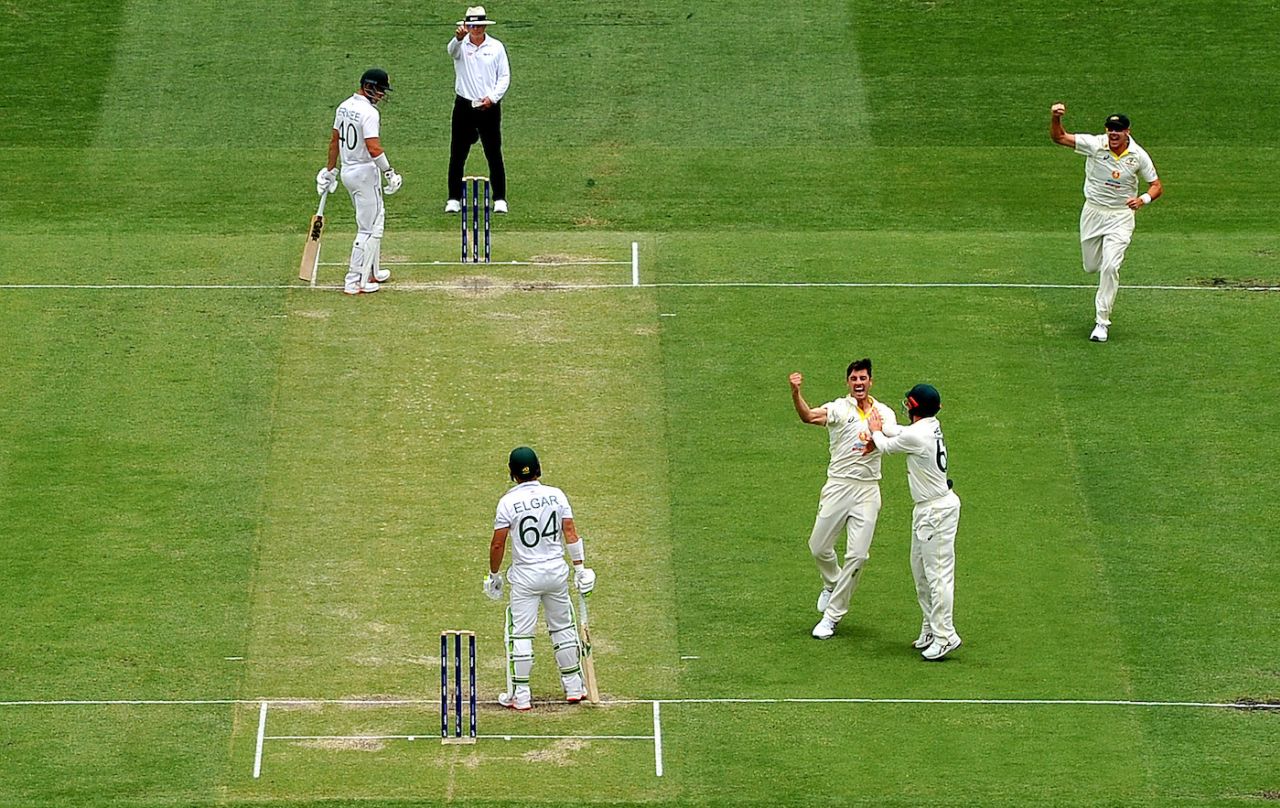 Pat Cummins celebrates Dean Elgar's wicket, 2nd day, 1st Test, Brisbane, December 18, 2022