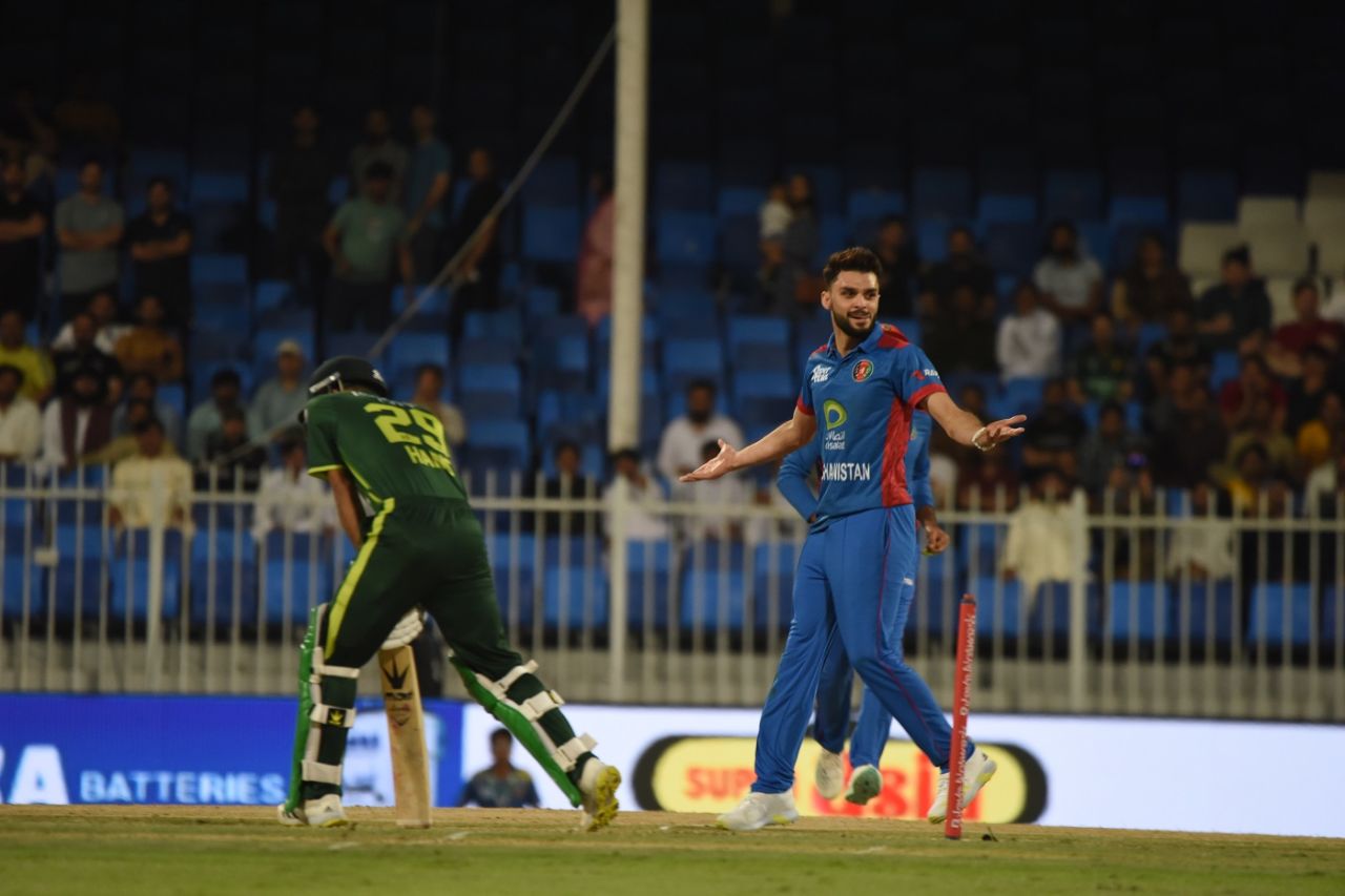 Naveen-ul-Haq celebrates the fall of a wicket, Afghanistan vs Pakistan, 2nd T20I, Sharjah, March 26, 2023