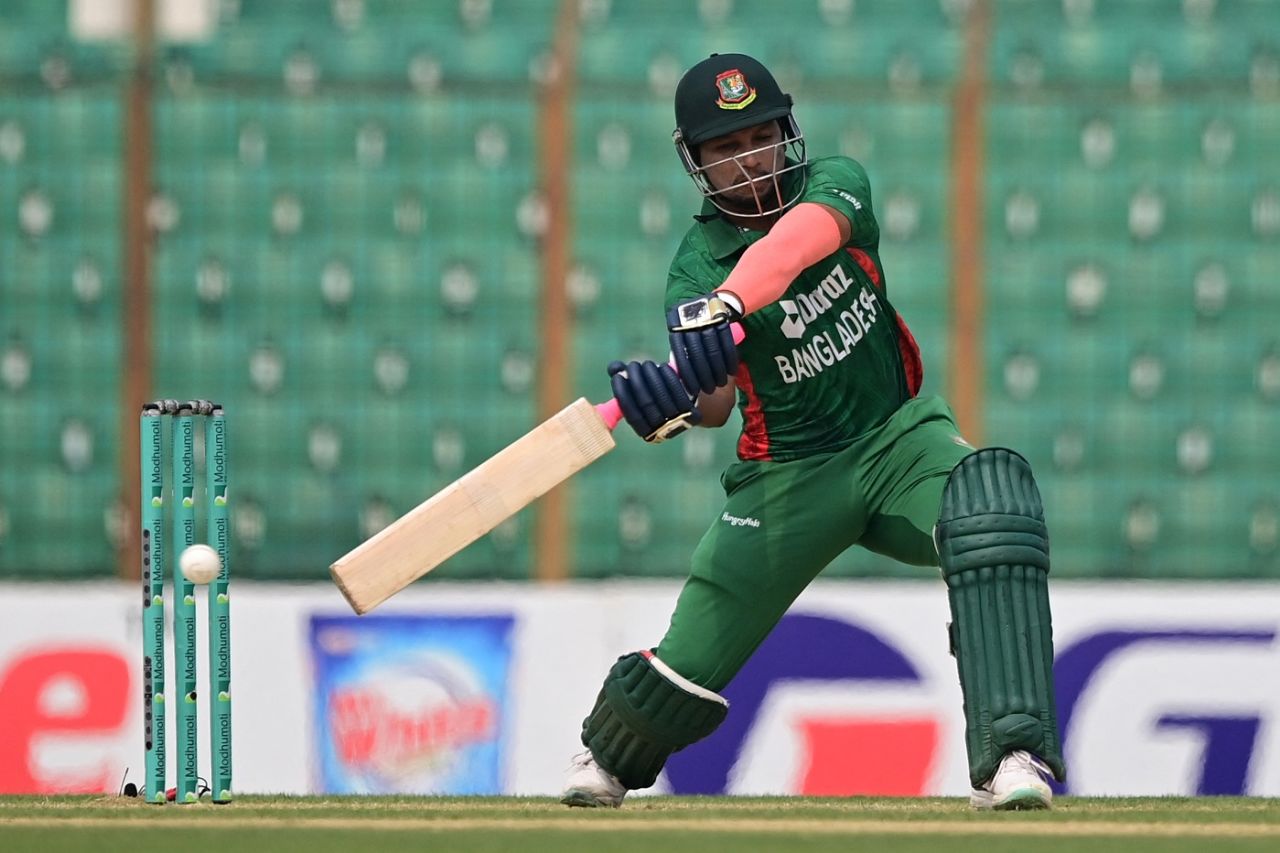 Rony Talukdar prepares to dispatch the ball, Bangladesh vs Ireland, 1st T20I, Chattogram, March 27, 2023