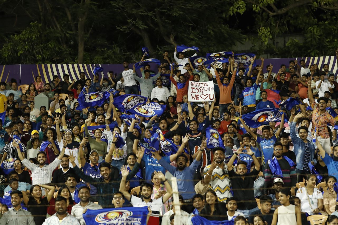 The stands at Brabourne Stadium were packed, Delhi Capitals vs Mumbai Indians, WPL 2023 final, Mumbai, March 26, 2023