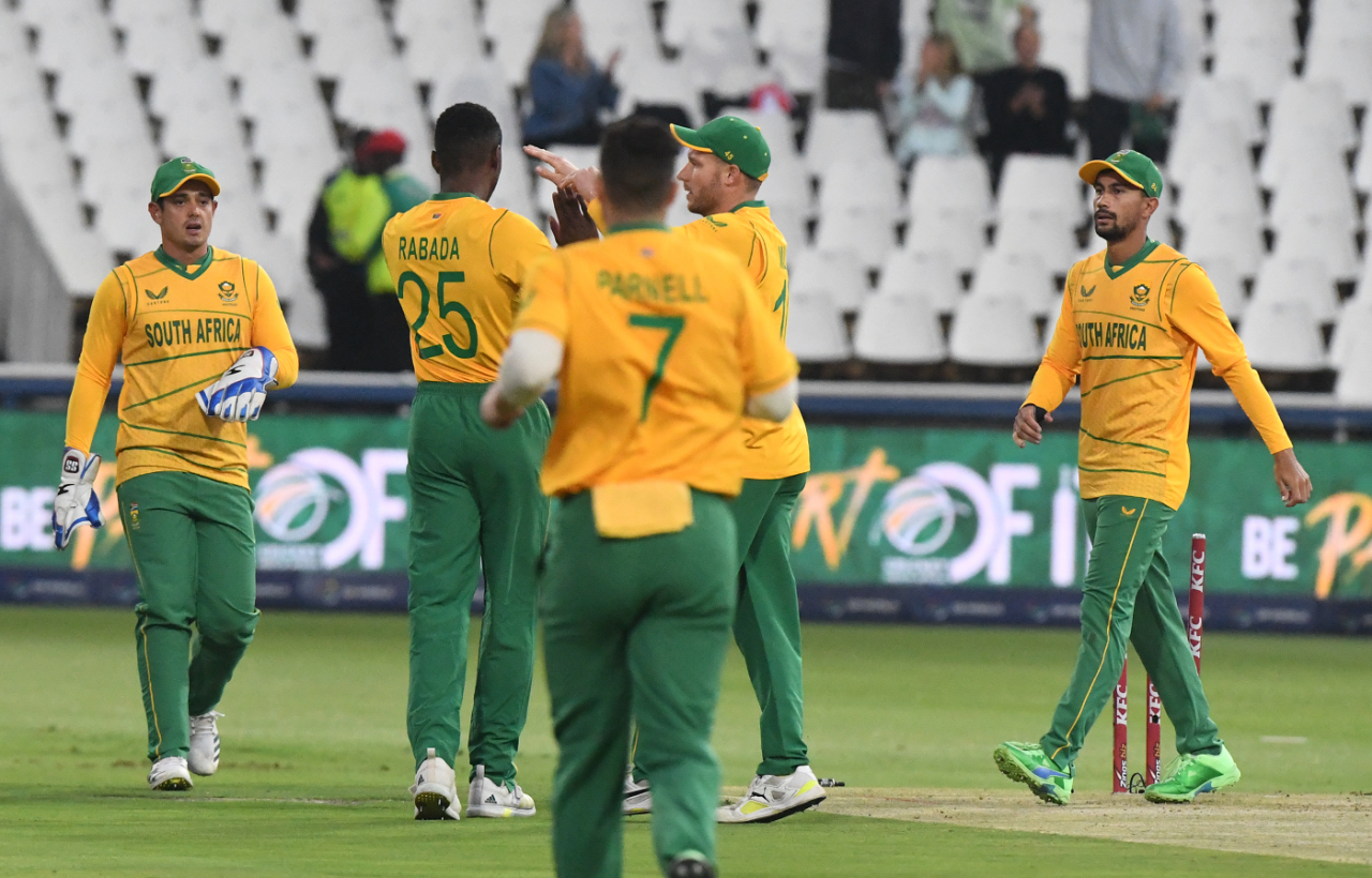 South Africa hit back with quick wickets, South Africa vs West Indies, 3rd T20I, Johannesburg, March 28, 2023