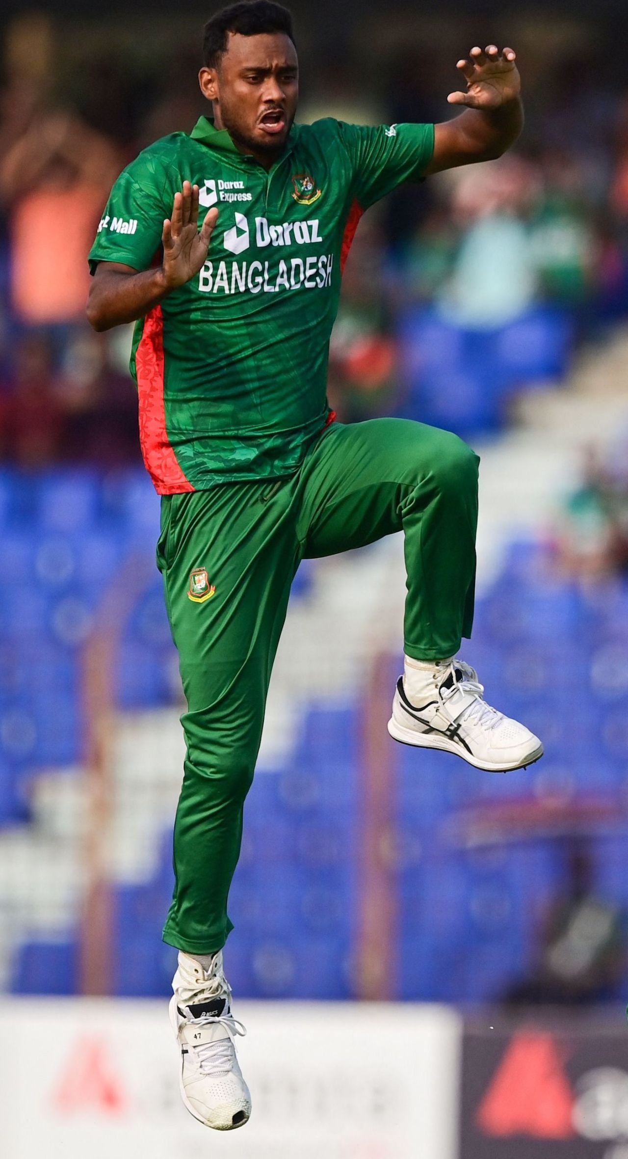 Shoriful Islam picked up a wicket with his first ball, Bangladesh vs Ireland, 3rd T20I, Chattogram, March 31, 2023