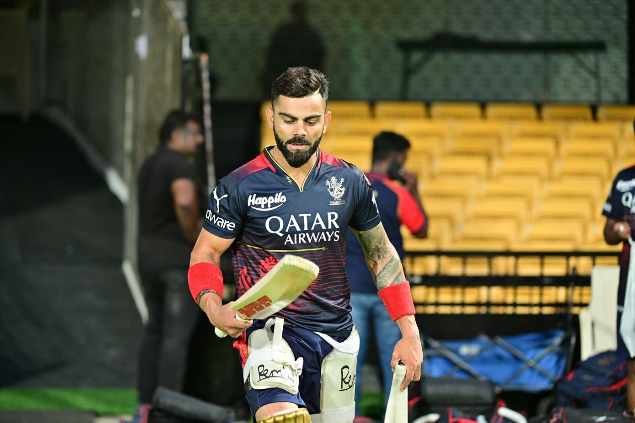 Virat Kohli walks out for a practice session, Bangalore, March 31, 2023