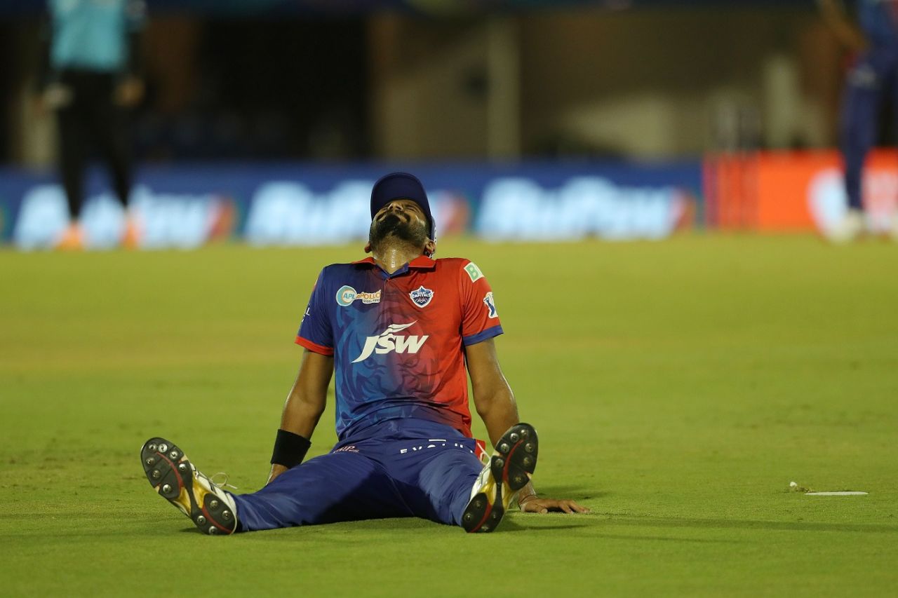 Khaleel Ahmed did not have the best of time in the outfield, Lucknow Super Giants vs Delhi Capitals, IPL 2023, Lucknow, April 1, 2023