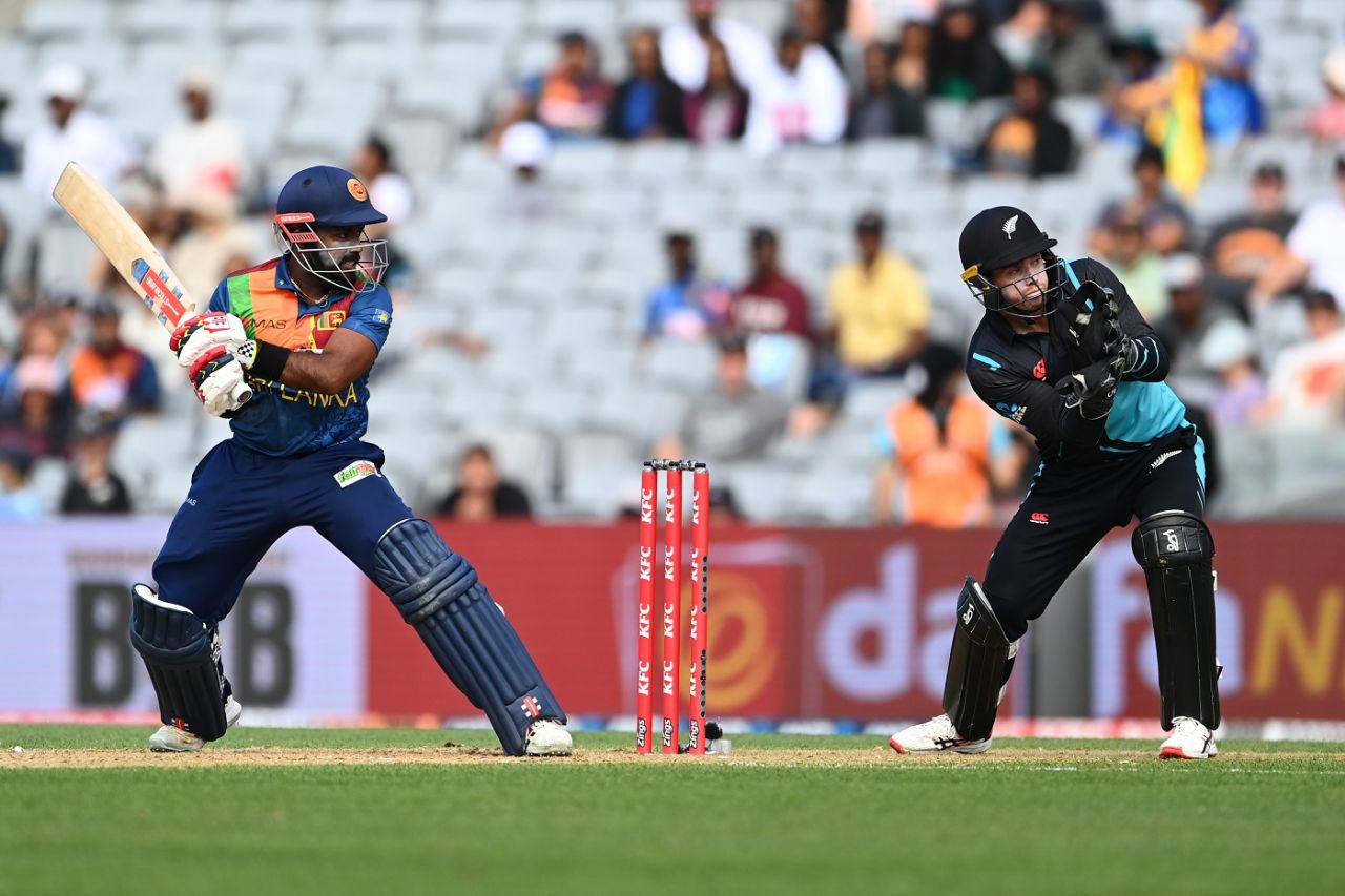 Charith Asalanka cuts one away, New Zealand vs Sri Lanka, 1st T20I, Auckland, April 02, 2023