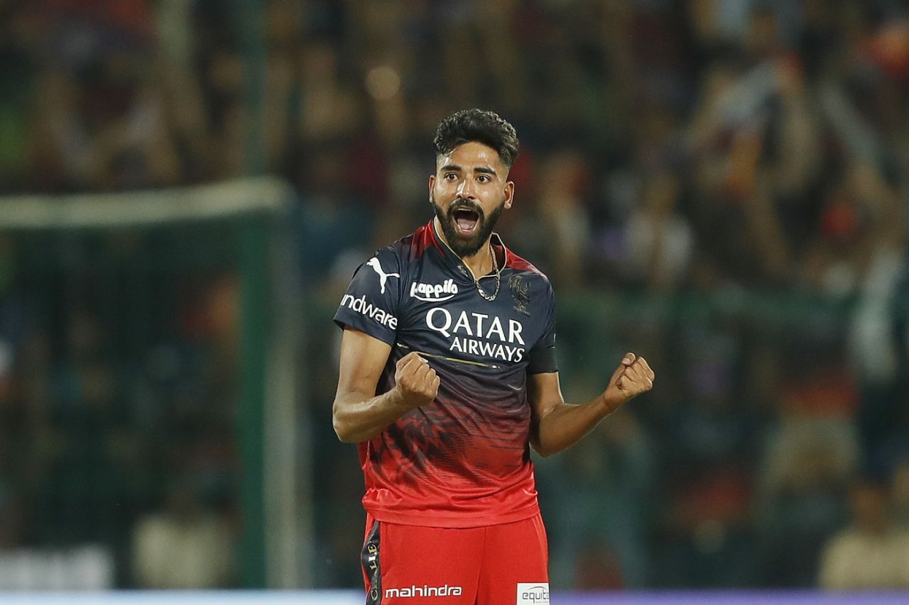 Mohammed Siraj is pumped up after getting rid of Ishan Kishan early, Royal Challengers Bangalore vs Mumbai Indians, IPL 2023, Bengaluru, April 2, 2023
