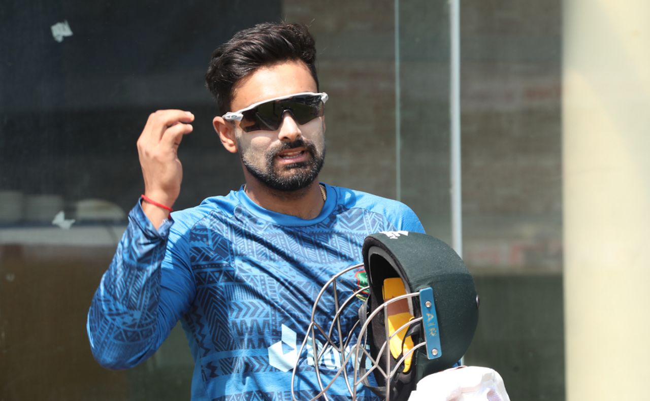 Litton Das attends a training session, Bangladesh vs Ireland, Only Test, Dhaka, April 3, 2023