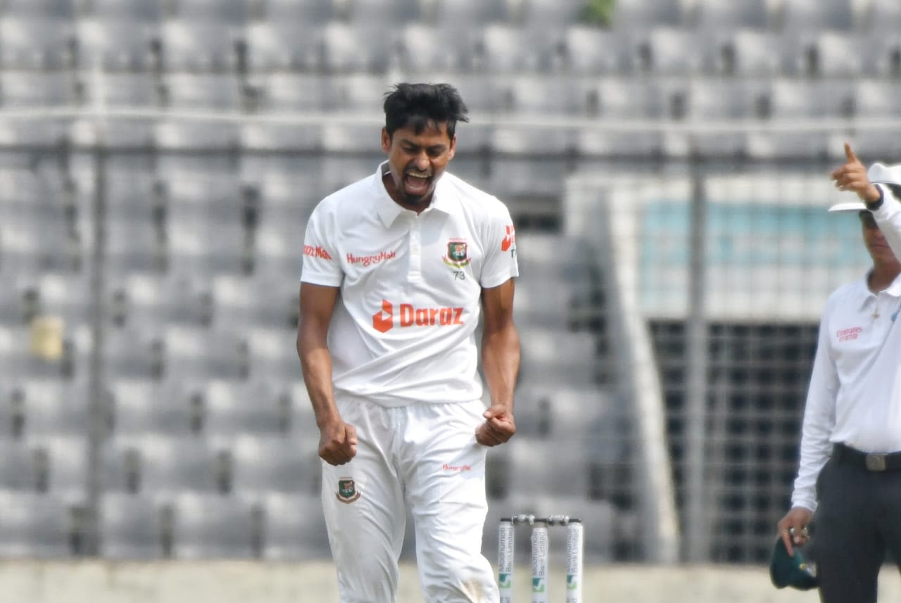 Taijul Islam picked up two wickets in the middle session, Bangladesh vs Ireland, Only Test, 1st day, Dhaka, April 4, 2023