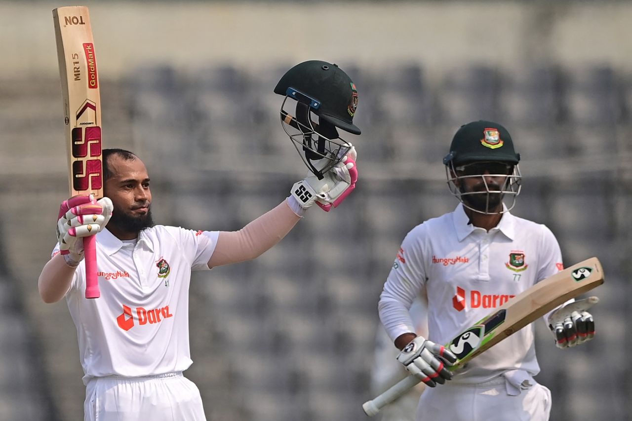 Mushfiqur Rahim raises his bat after his century, Bangladesh vs Ireland, Only Test, 2nd day, Dhaka, April 5, 2023