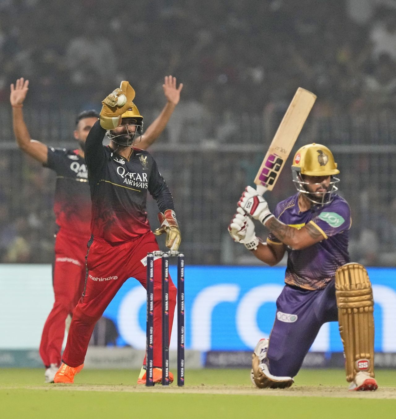 Nitish Rana gloved behind while trying to reverse sweep, Kolkata Knight Riders vs Royal Challengers Bangalore, IPL 2023, Kolkata, April 6, 2023