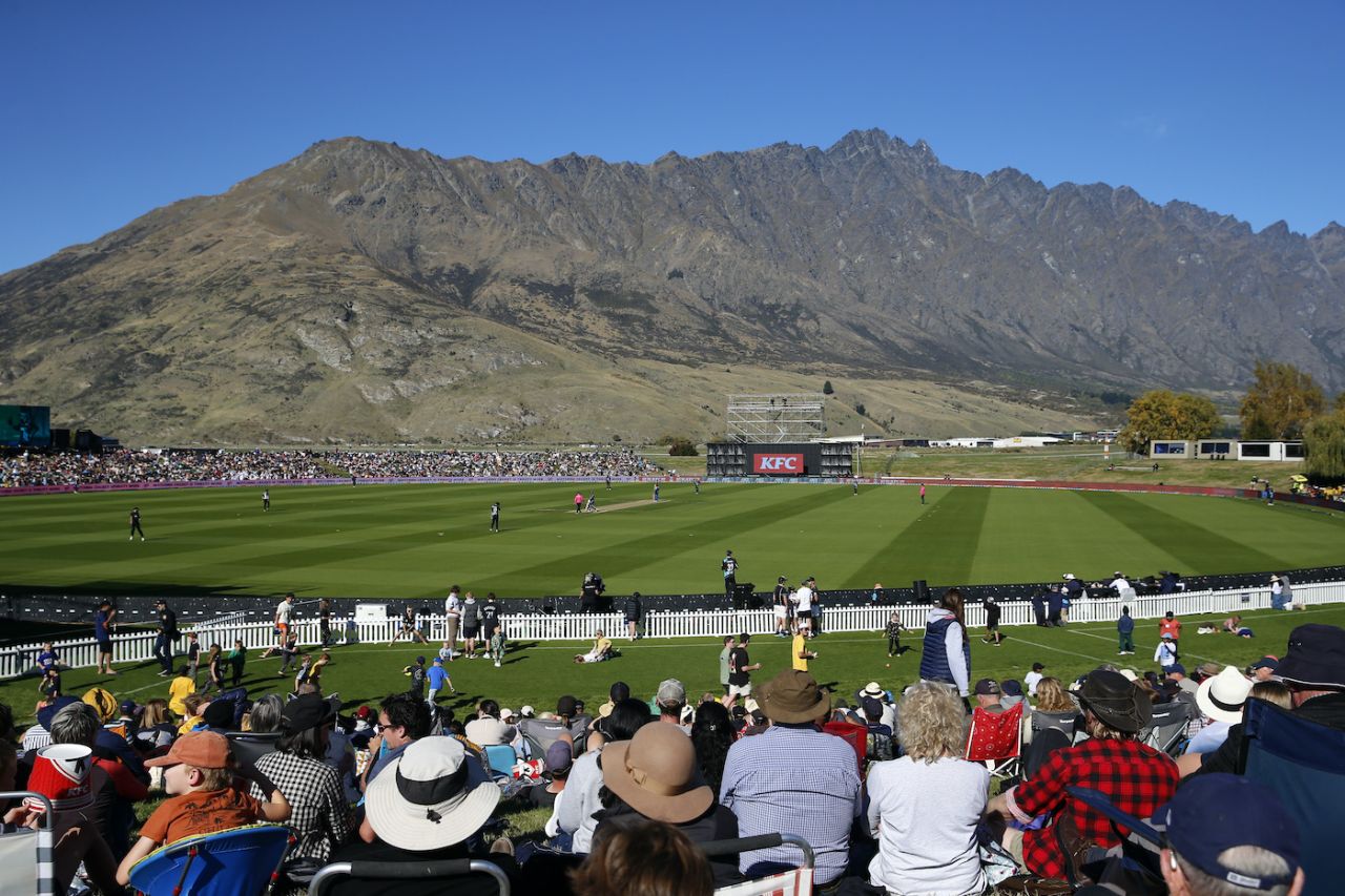 A general view of play in the John Davies Oval, New Zealand vs Sri Lanka, 3rd T20I, Queenstown, April 08, 2023