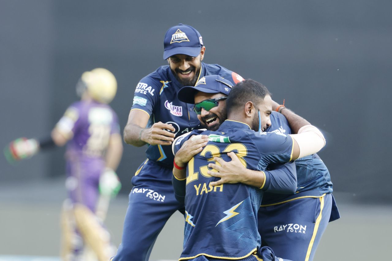 Yash Dayal clung on to the catch despite a collision with KS Bharat to send back Rahmanullah Gurbaz, Gujarat Titans vs Kolkata Knight Riders, IPL 2023, Ahmedabad, April 9, 2023