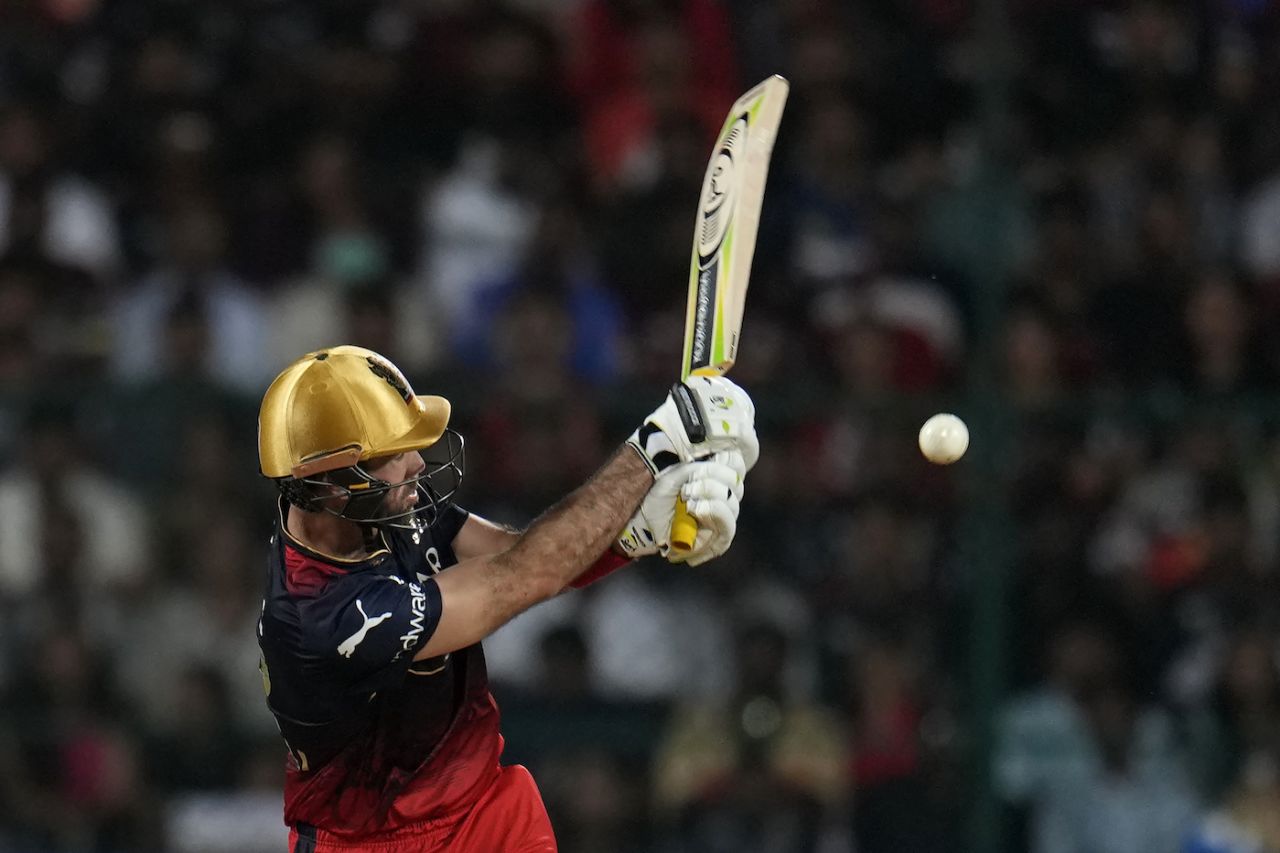 Glenn Maxwell gave the Royal Challengers innings a bit of impetus after a quiet period, Royal Challengers Bangalore vs Lucknow Super Giants, IPL 2023, Bengaluru, April 10, 2023