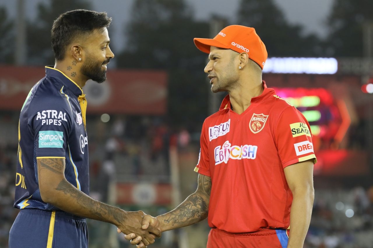 Hardik Pandya and Shikhar Dhawan at the toss, Punjab Kings vs Gujarat Titans, IPL 2023, Mohali, April 13, 2023
