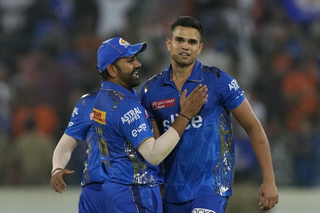 Rohit Sharma celebrates after Arjun Tendulkar took the match-winning wicket, Sunrisers Hyderabad vs Mumbai Indians, IPL 2023, Hyderabad, April 18, 2023
