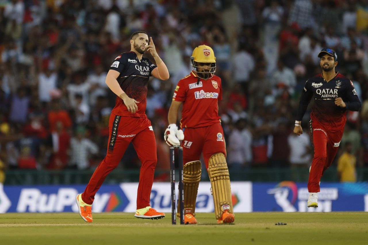 Wayne Parnell celebrates after knocking over Prabhsimran Singh's off stump, Punjab Kings vs Royal Challengers Bangalore, IPL 2023, Mohali, April 20, 2023