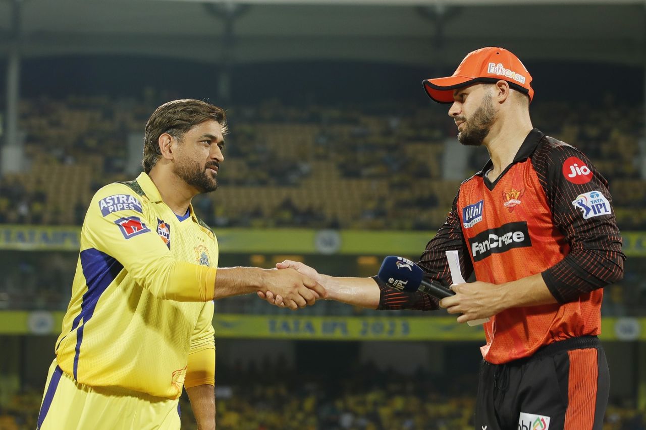 MS Dhoni and Aiden Markram shake hands at the toss Chennai Super Kings vs Sunrisers Hyderabad, IPL 2023, Chennai, April 21, 2023