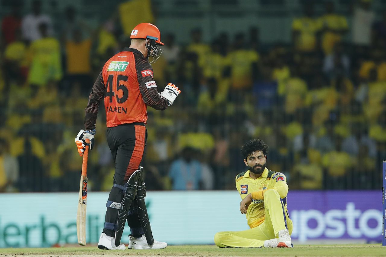 Ravindra Jadeja missed a caught-and-bowled chance due to an unintentional collision with Heinrich Klaasen, Chennai Super Kings vs Sunrisers Hyderabad, IPL 2023, Chennai, April 21, 2023