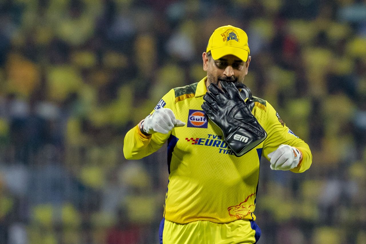 MS Dhoni in action, Chennai Super Kings vs Sunrisers Hyderabad, IPL 2023, Chennai, April 21, 2023