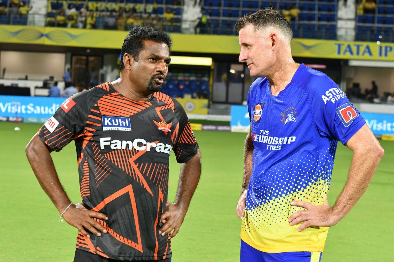 Muthiah Muralidaran and Michael Hussey have a chat, Chennai Super Kings vs Sunrisers Hyderabad, IPL 2023, Chennai, April 21, 2023