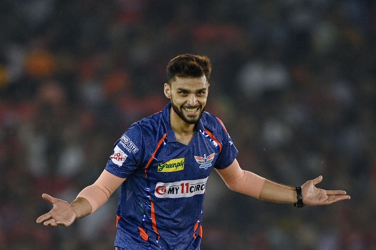 Naveen-ul-Haq celebrates dismissing Prabhsimran Singh, Punjab Kings vs Lucknow Super Giants, IPL, Mohali, April 28, 2023