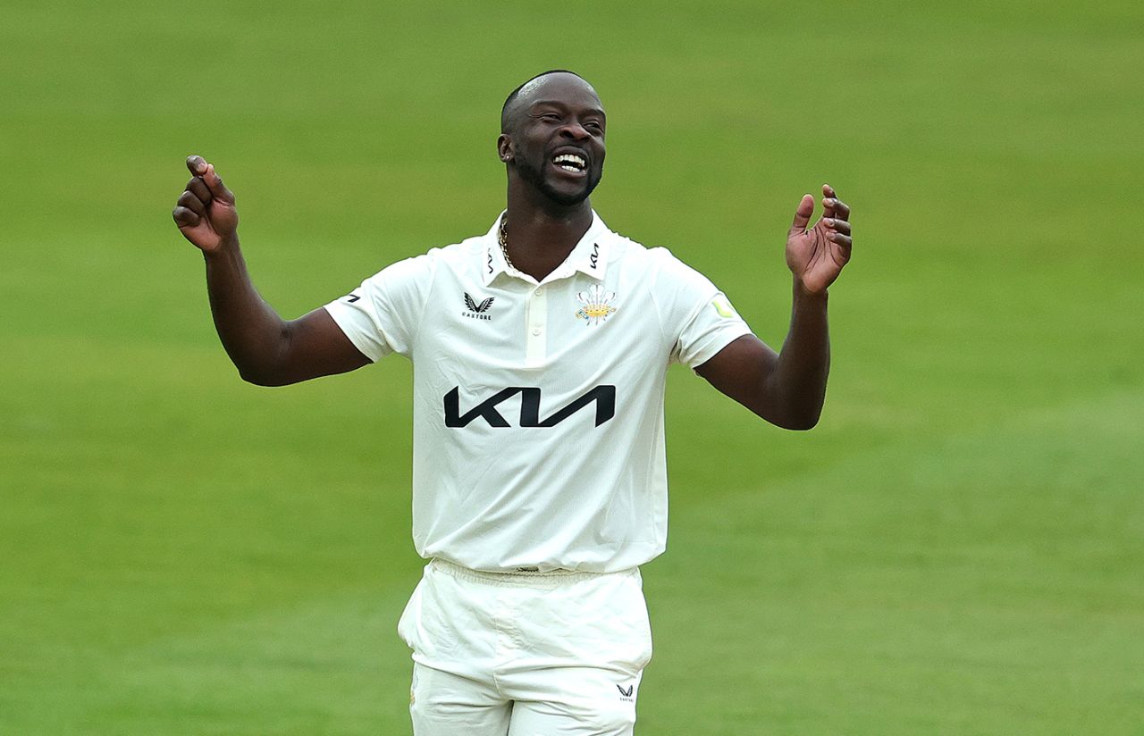Kemar Roach celebrates a wicket, Warwickshire vs Surrey, County Championship, Division One, Edgbaston, April 27, 2023
