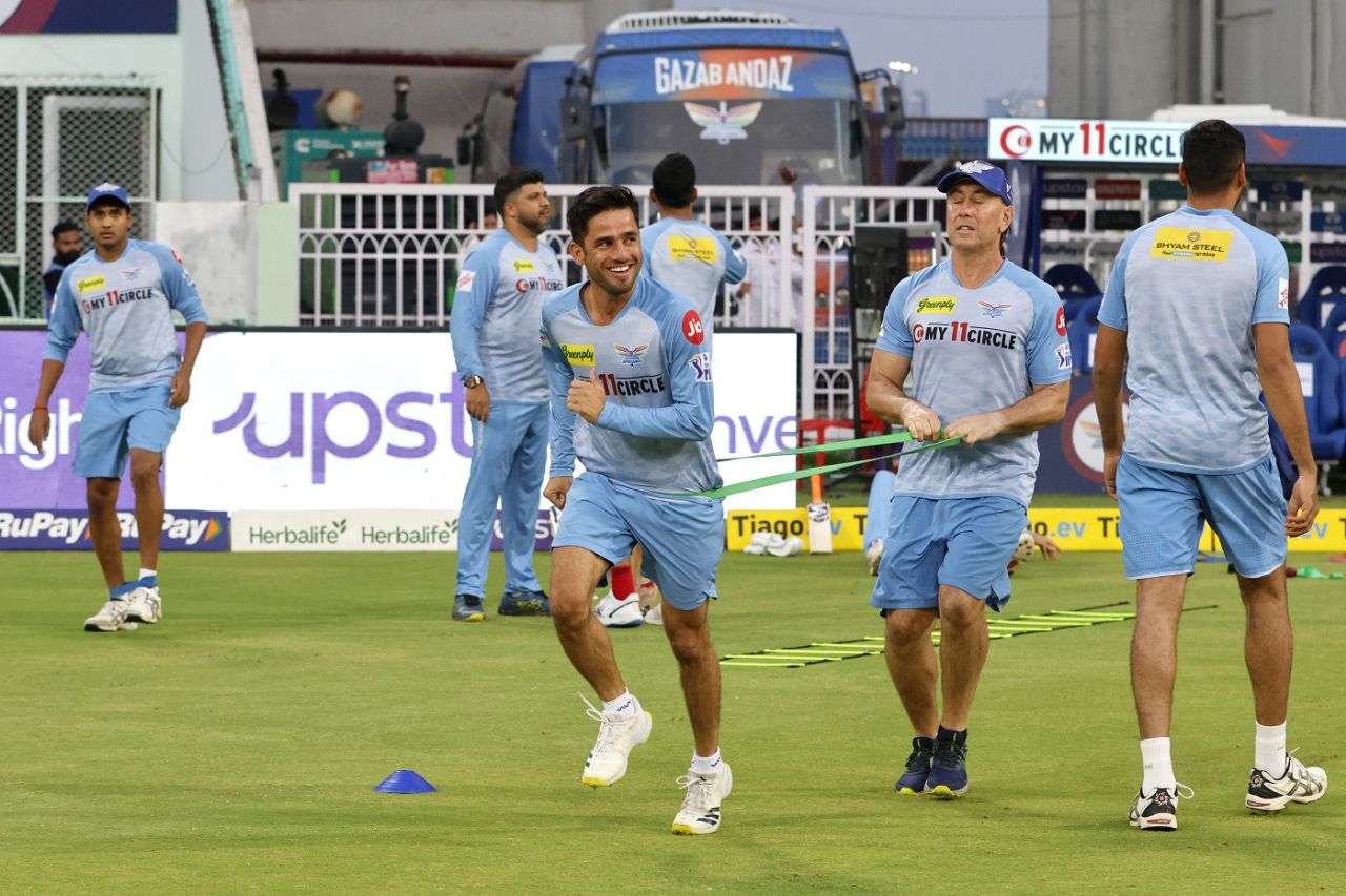 Ravi Bishnoi warms up for Lucknow Super Giants' game against Royal Challengers Bangalore, Lucknow Super Giants v Royal Challengers Bangalore, IPL 2023, Lucknow, May 1, 2023