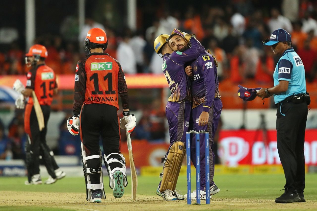 Varun Chakravarthy and Rahmanullah Gurbaz embrace each other after helping KKR to victory, Sunrisers Hyderabad vs Kolkata Knight Riders, IPL 2023, Hyderabad, May 4, 2023