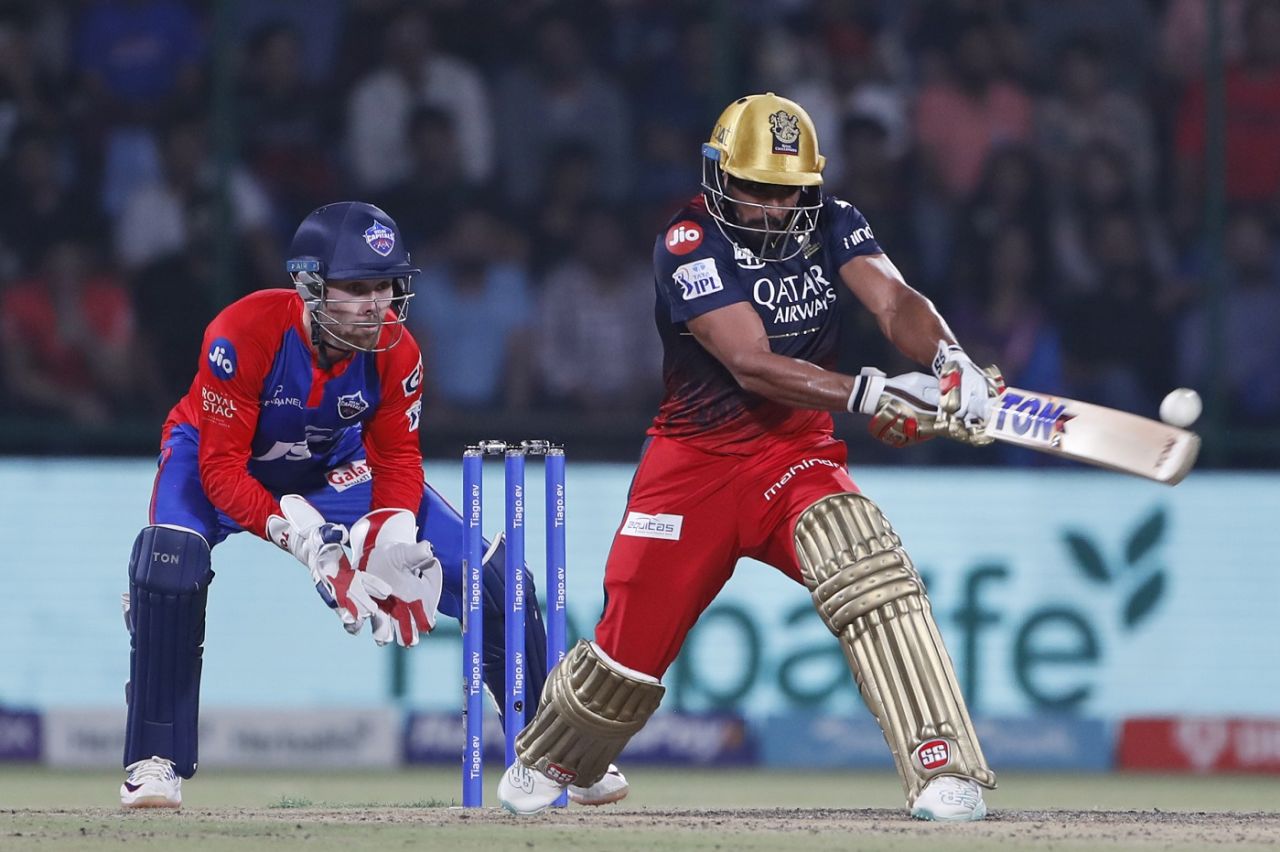 Mahipal Lomror reverse-sweeps, Delhi Capitals vs Royal Challengers Bangalore, IPL 2023, Delhi, May 6, 2023