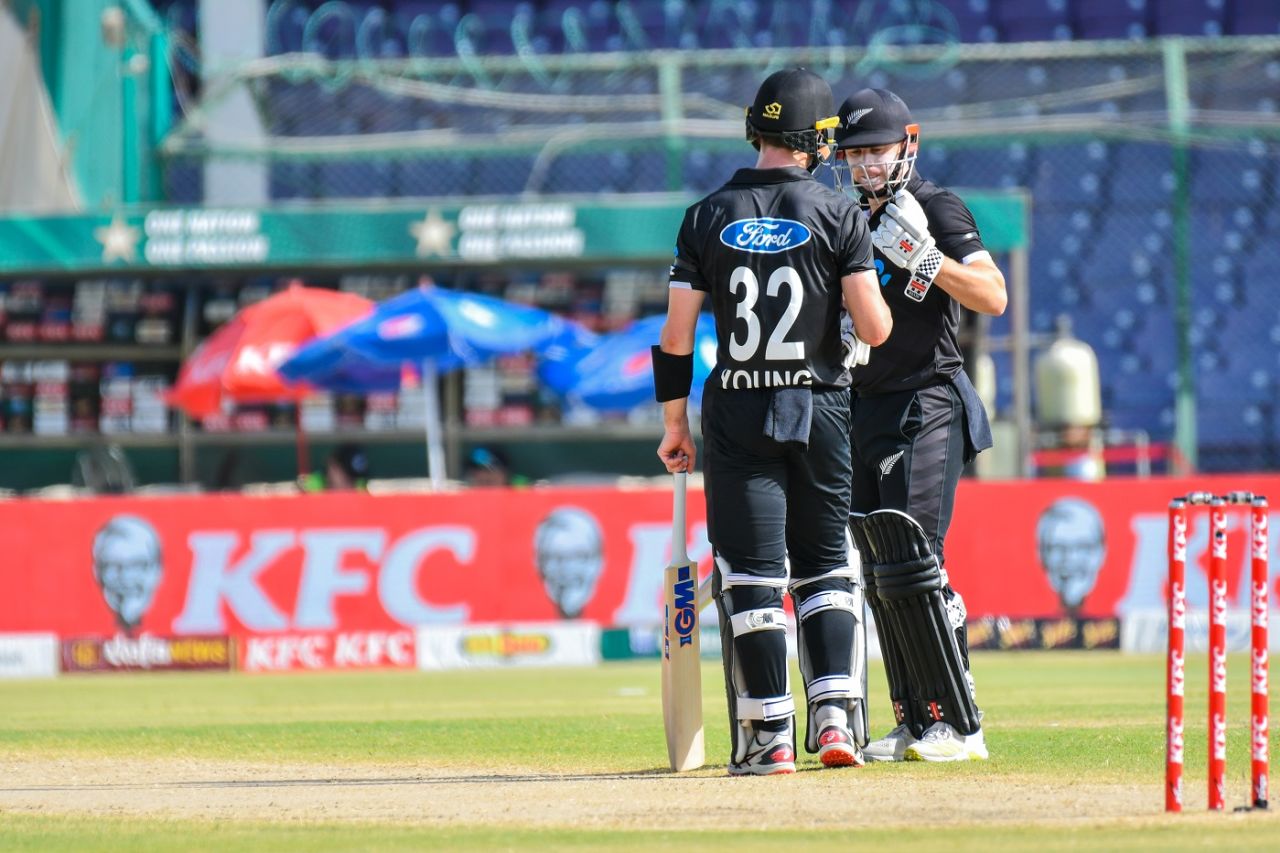 Will Young and Henry Nicholls had a fluent partnership, Pakistan vs New Zealand, 5th ODI, Karachi, May 7, 2023