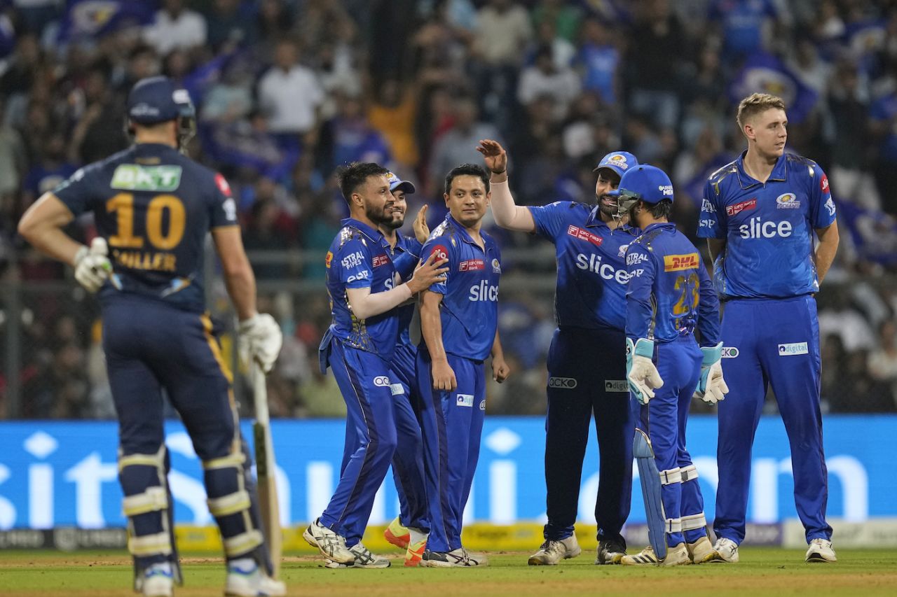 Piyush Chawla got his 18th wicket of the season when he sent back Vijay Shankar, making it his most successful IPL, Mumbai Indians vs Gujarat Titans, IPL 2023, Mumbai, May 12, 2023
