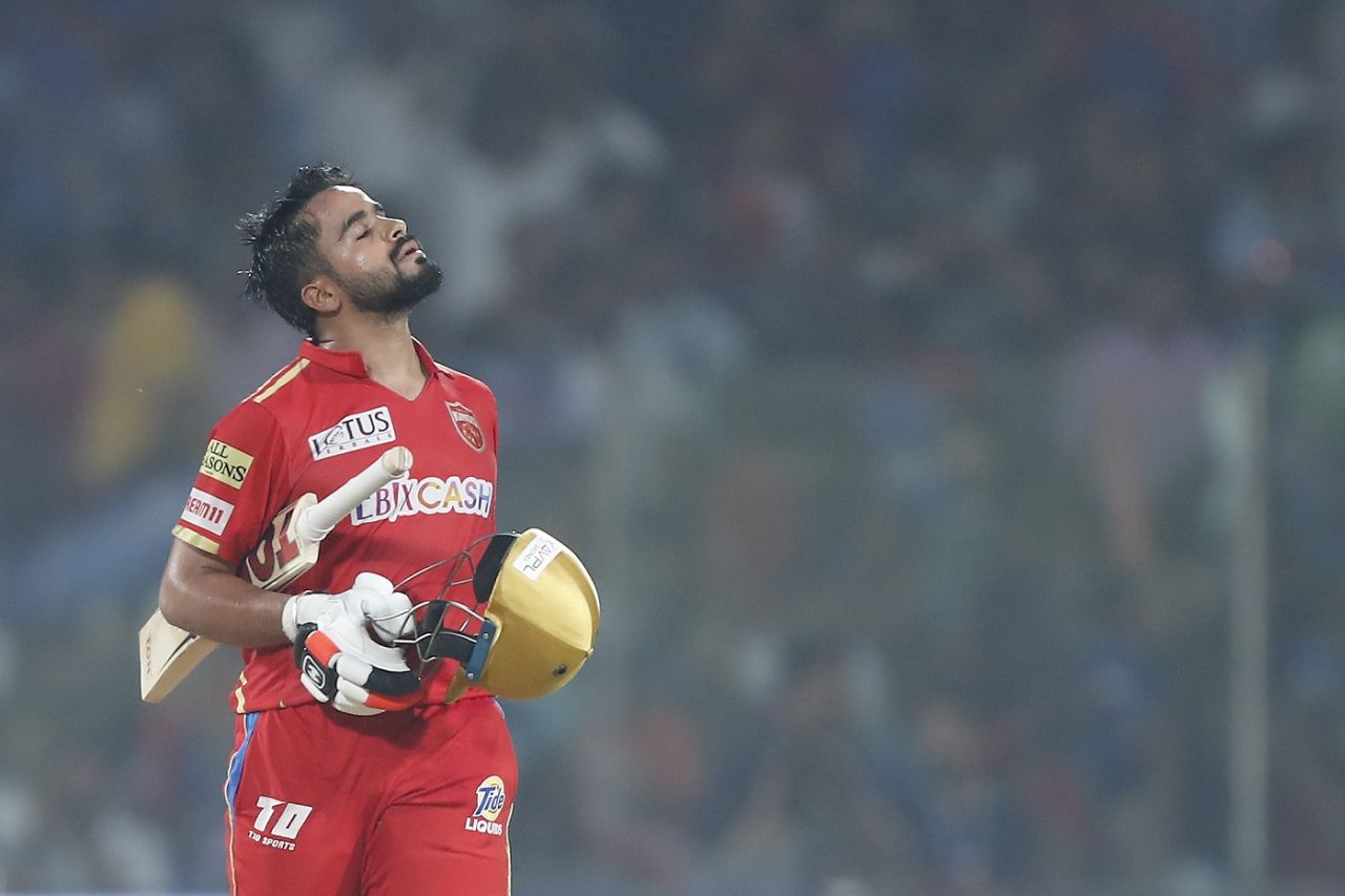 Prabhsimran Singh soaks in the applause as he walks back after his ton, Delhi Capitals vs Punjab Kings, IPL 2023, Delhi, May 13, 2023