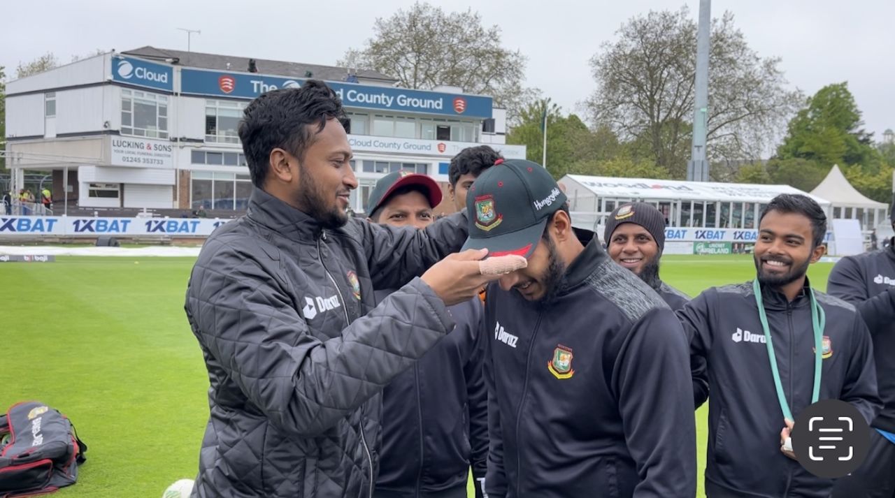 Shakib Al Hasan hands Mrittunjoy Chowdhury a debut cap, Ireland vs Bangladesh, 3rd ODI, Chelmsford, May 14, 2023