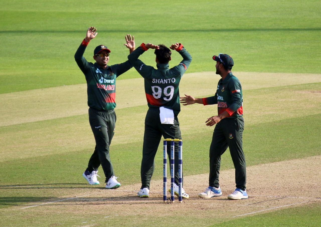 Najmul Hossain Shanto had Harry Tector for his maiden International wicket, Ireland vs Bangladesh, 3rd ODI, Chelmsford, May 14, 2023