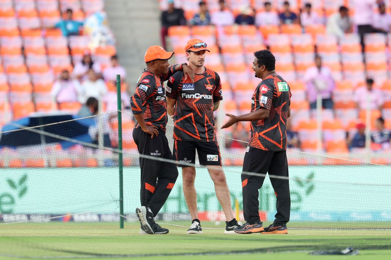 Brian Lara and Dale Steyn listen to Muthiah Muralidaran talk, Gujarat Titans vs Sunrisers Hyderabad, IPL 2023, Ahmedabad, May 15, 2023