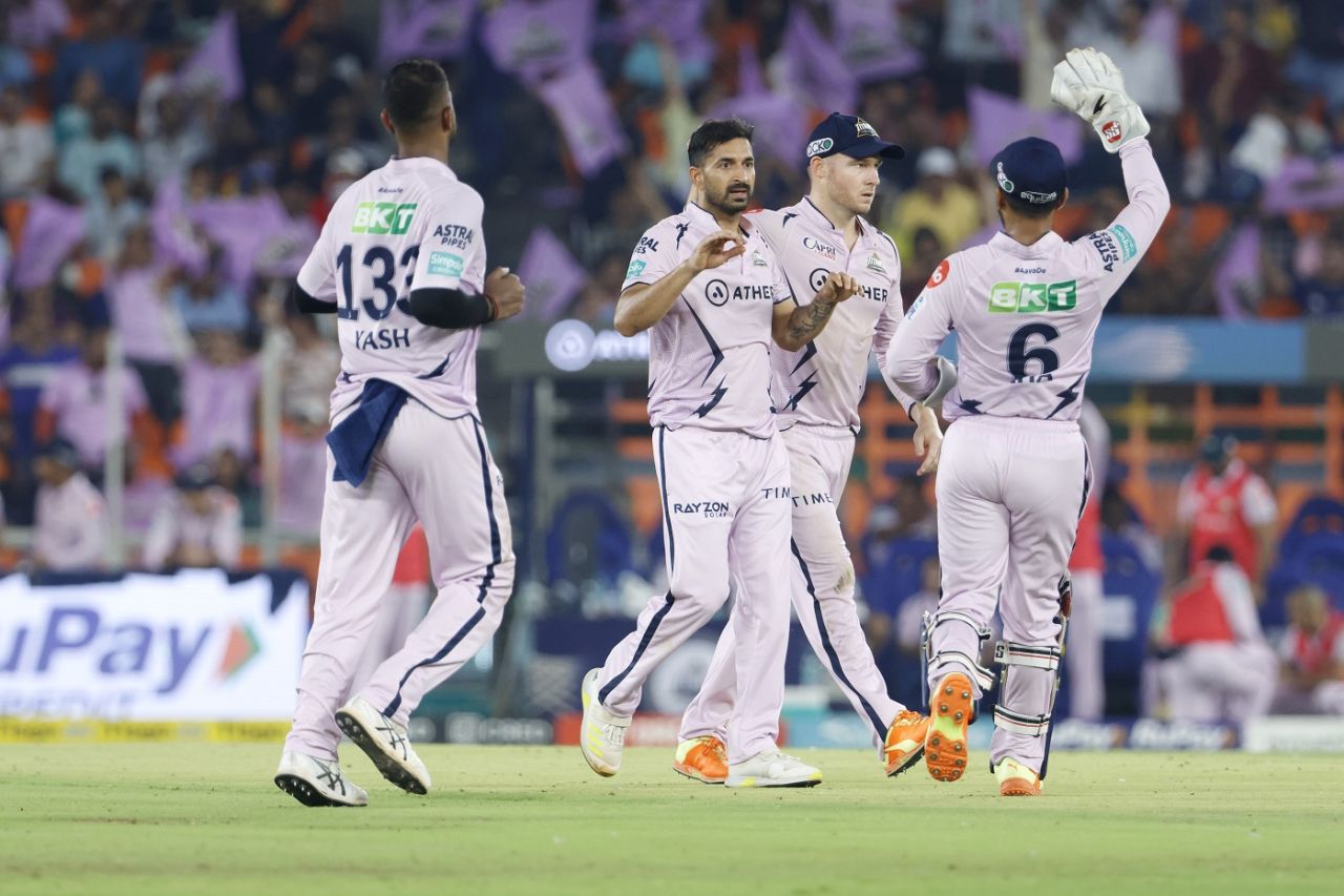 Mohit Sharma dismissed Sanvir Singh and Abdul Samad in the seventh over, Gujarat Titans vs Sunrisers Hyderabad, IPL 2023, Ahmedabad, May 15, 2023