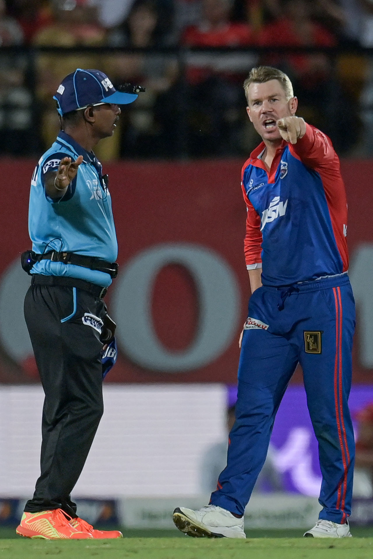 David Warner and Saidharshan Kumar, the on-field umpire, argue over a no-ball call, Punjab Kings vs Delhi Capitals, IPL 2023, Dharamsala, May 17, 2023