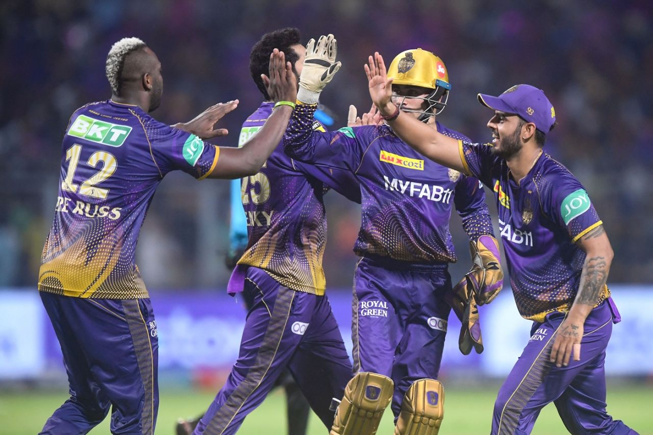 Andre Russell celebrates with his KKR team-mates after taking a catch to dismiss Quinton de Kock, Kolkata Knight Riders vs Lucknow Super Giants, IPL 2023, Kolkata, May 20, 2023