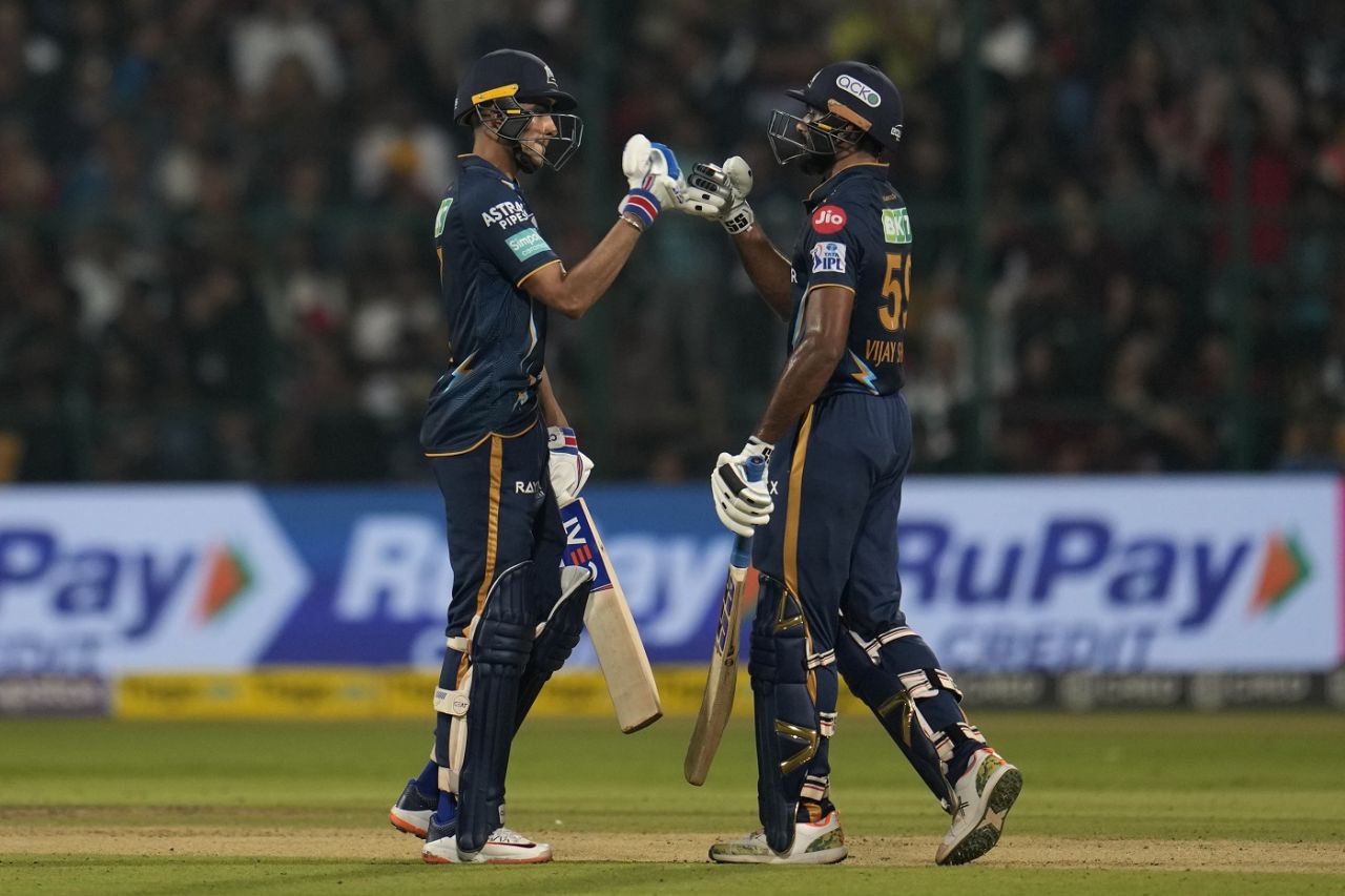 Shubman Gill and Vijay Shankar added 123 for the second wicket, Royal Challengers Bangalore vs Gujarat Titans, IPL 2023, Bengaluru, May 21, 2023